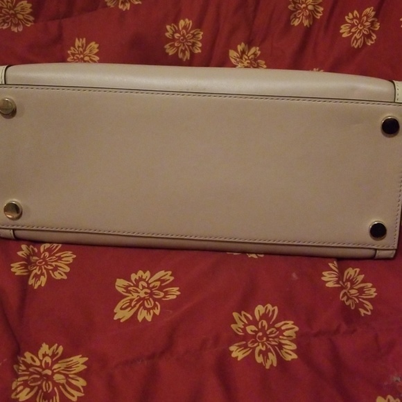 Michael Kors Large Whitney Satchel - Picture 3 of 5